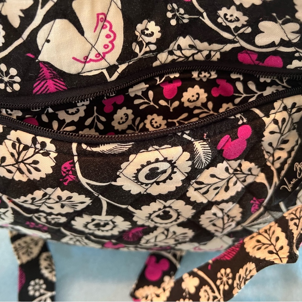 Vera Bradley Disney Parks Shoulder Bag / Purse - Picture 8 of 8